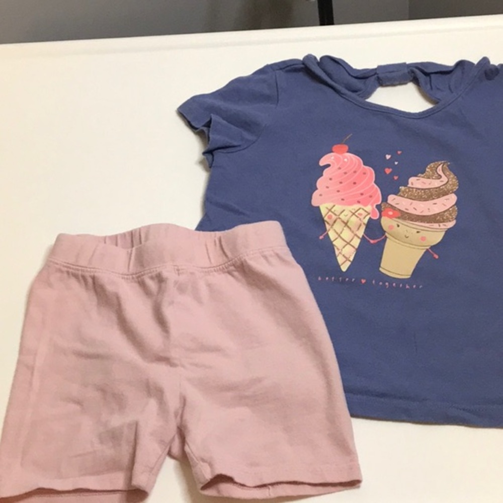 BABYGAP GIRL TODDLER SIZE 3T BIKER SHORTS & SHORT SLEEVED SPARKLE ICE CREAM TOP